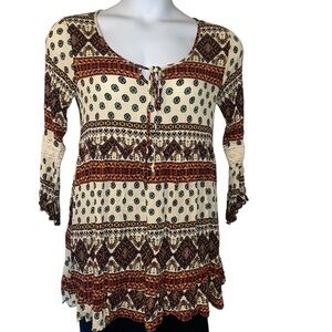 Urban Girl XL bohemian flowy cottagecore milkmaid diamond print bell sleeve top